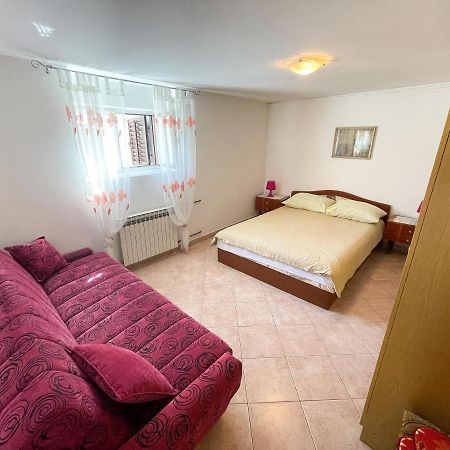 Apartmani Leonarda Ядраново Екстериор снимка