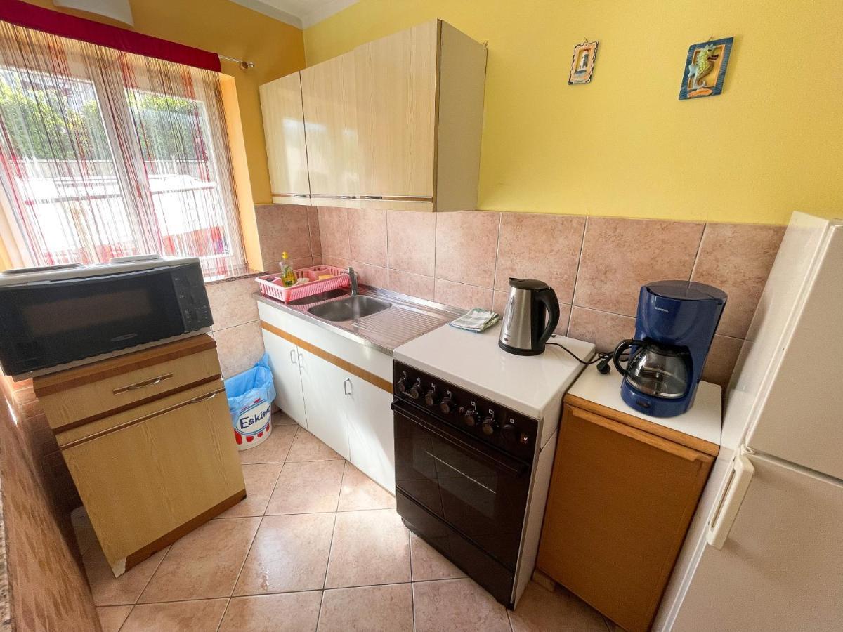 Apartmani Leonarda Ядраново Екстериор снимка